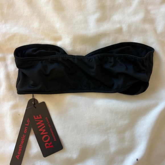 ROMWE Black Bandeau with Silver Accent - Picture 3 of 4